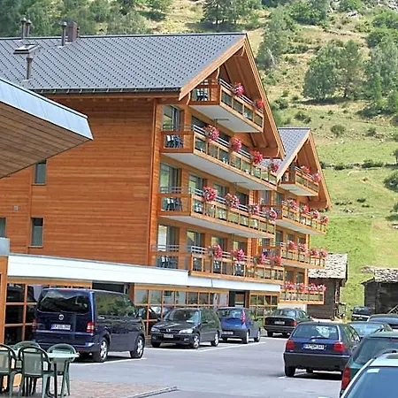 Hotel Welcome Taesch By Taescherhof
